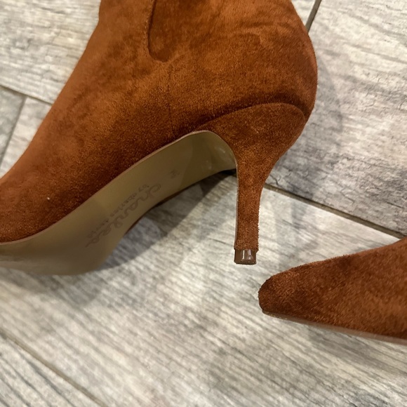 🍁NWT! Charles David “ Brown Suede Knee High boots - Picture 5 of 11